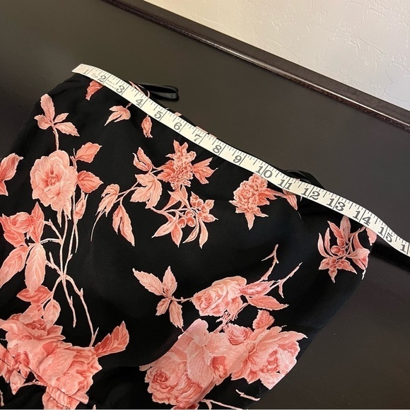 Flynn Skye Amanda Jumper, strapless, backless, floral print, size 2 (S) - Picture 8 of 13
